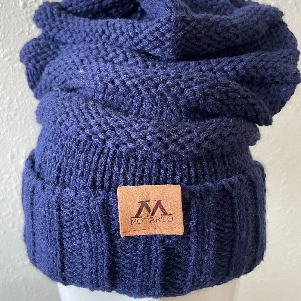 Mortarto Matching Blue Hat and Scarf EUC